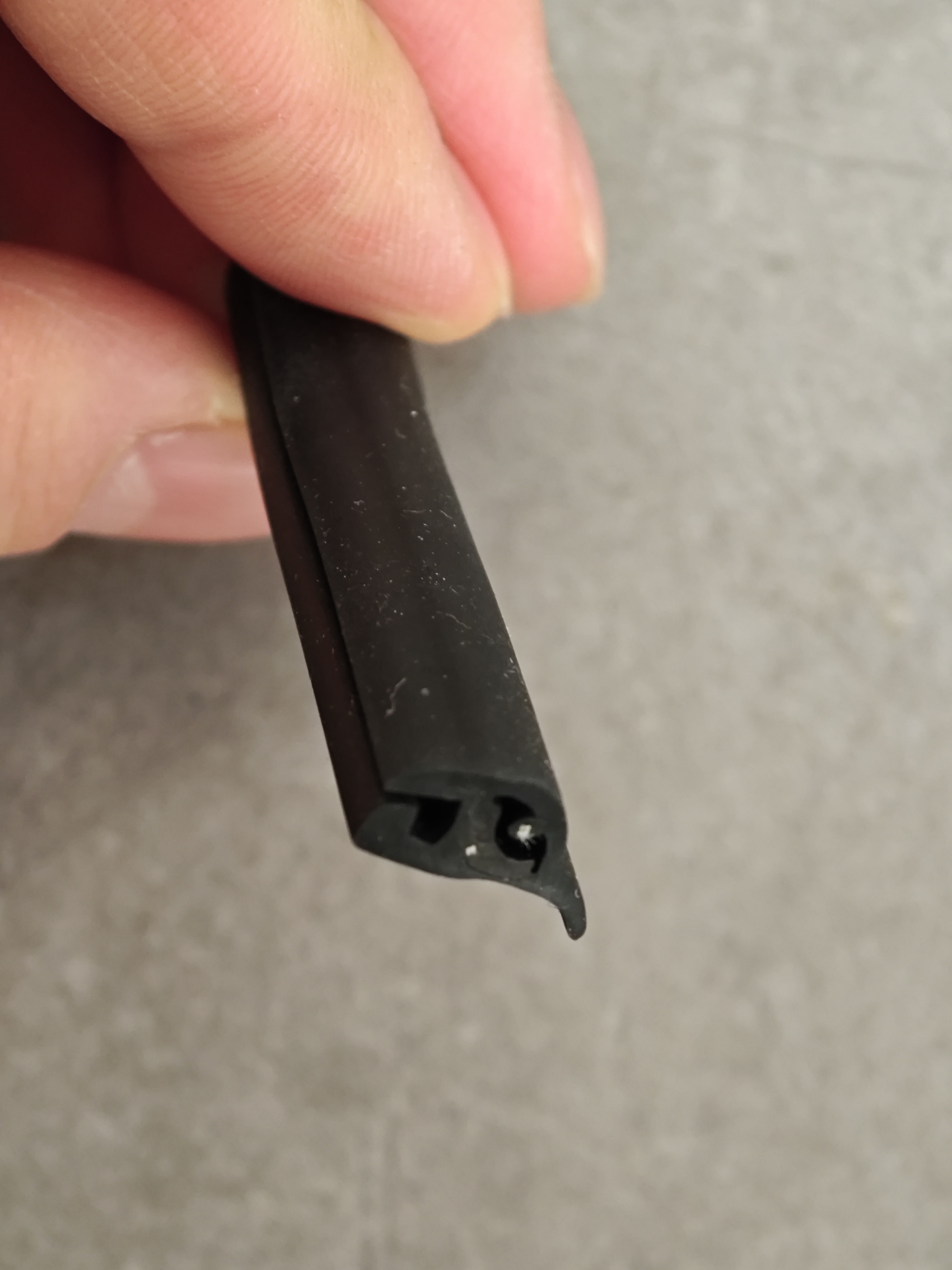 导电TPE软硬共挤TPV胶条